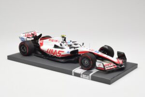Haas VF-22 #47 M. Schumacher British GP 2022 Minichamps 1:18 117221047 Sveķi — attēls 4 no 7