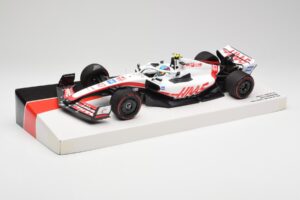 Haas VF-22 #47 M. Schumacher British GP Points 2022 Minichamps 1:18 147221047 Metāls — attēls 2 no 6