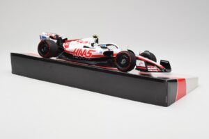 Haas VF-22 #47 M. Schumacher British GP Points 2022 Minichamps 1:18 147221047 Metāls — attēls 4 no 6