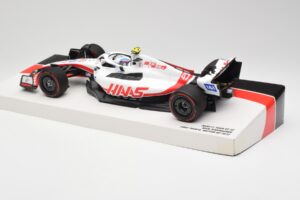 Haas VF-22 #47 M. Schumacher British GP Points 2022 Minichamps 1:18 147221047 Metāls — attēls 5 no 6