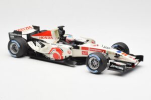 Honda Racing Team RA106 #12 J. Button F1 2006 Minichamps 1:18 100060012 Metāls — attēls 4 no 6
