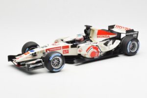 Honda Racing Team RA106 #12 J. Button F1 2006 Minichamps 1:18 100060012 Metāls
