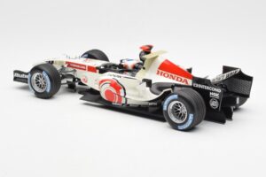 Honda Racing Team RA106 #11 R. Barrichello F1 2006 Minichamps 1:18 100060011 Metāls — attēls 5 no 6