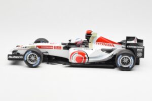 Honda RA106 Honda Racing Team R. Barrichello F1 Showcar 2006 Minichamps 1:18 08MF1-06B-CRB18 Metāls — attēls 3 no 6