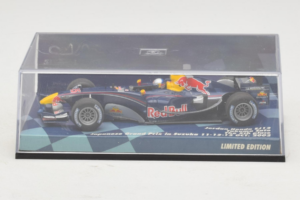 Jordan EJ12 Honda T. Sato F1 2002 Minichamps 1:43 403020110 Metāls — attēls 5 no 5