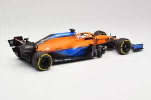 McLaren MCL35M #3 D. Ricciardo Bahrain GP 2021 Minichamps 1:18 530211803 Metāls — attēls 2 no 7