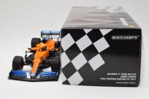 McLaren MCL35M #4 L. Norris Pole Position Russian GP 2021 Minichamps 1:18 530213404 Metāls — attēls 6 no 7