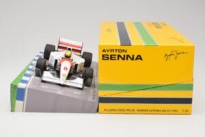 McLaren Ford MP4/8 #8 A. Senna Winner Australian GP 1993 Minichamps 1:18 543933838 Metāls — attēls 6 no 7