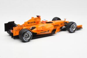 McLaren MP4-20 Mercedes G. Paffett Interim Test Car 2006 Minichamps 1:18 530061895 Metāls — attēls 2 no 6