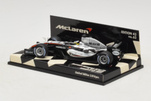 McLaren MP4-20 Mercedes P. de la Rosa F1 2005 Minichamps 1:43 530054315 Metāls — attēls 3 no 5