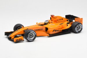 McLaren MP4-20 Mercedes P. de la Rosa Interim Test Car 2006 Minichamps 1:18 530061894 Metāls