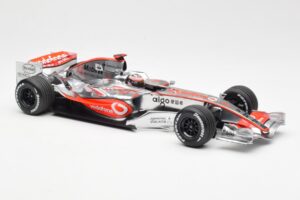 McLaren MP4-21 Mercedes #4 J-P. Montoya Showcar 2006 Minichamps 1:18 MONTOYA002 Metāls — attēls 4 no 6