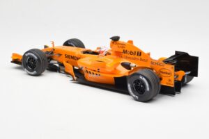 McLaren MP4-21 Mercedes #3 K. Raikkonen Interim Livery 2006 Minichamps 1:18 530061873 Metāls — attēls 5 no 6