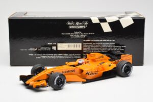 McLaren MP4-21 Mercedes #3 K. Raikkonen Interim Livery 2006 Minichamps 1:18 530061873 Metāls — attēls 6 no 6