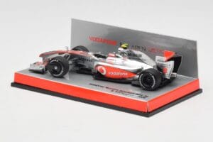 McLaren Mercedes MP4-24 #2 H. Kovalainen Race Car 2009 Minichamps 1:43 503094302 Metāls — attēls 3 no 5