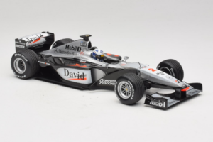 McLaren MP4-15 #2 D. Coulthard F1 2000 Minichamps 1:18 B66962118 Metāls — attēls 4 no 6