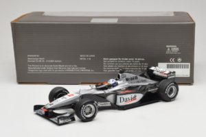McLaren MP4-15 #2 D. Coulthard F1 2000 Minichamps 1:18 B66962118 Metāls — attēls 6 no 6
