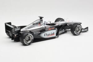 McLaren MP4-15 #2 D. Coulthard F1 2000 Hot Wheels 1:18 26740 Metāls — attēls 2 no 6