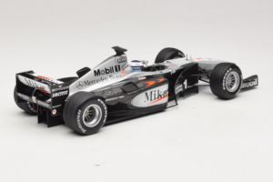 McLaren MP4-15 #1 M. Hakkinen F1 2000 Minichamps 1:18 B66962117 Metāls — attēls 2 no 6