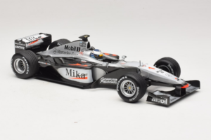 McLaren MP4-15 #1 M. Hakkinen F1 2000 Minichamps 1:18 B66962117 Metāls — attēls 4 no 6