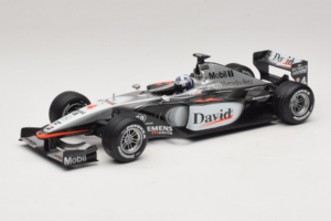McLaren MP4-16 Mercedes #3 D. Coulthard F1 2001 Hot Wheels 1:18 50199 Metāls