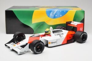 McLaren Honda MP4/4 Marlboro #12 A. Senna F1 World Champion 1988 Minichamps 1:12 540881212 Metāls — attēls 6 no 6