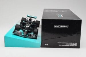 Mercedes AMG Petronas W11 #44 L. Hamilton Winner British GP 2020 Minichamps 1:18 113200444 Metāls — attēls 6 no 7