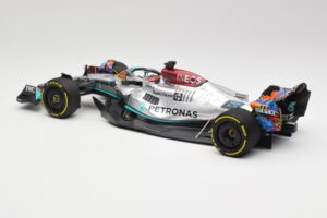 Mercedes AMG W13 E Performance Petronas #63 G. Russell Miami GP 2022 Minichamps 1:18 110220563 Metāls — attēls 5 no 7
