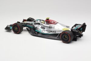 Mercedes AMG W13 E Performance Petronas #44 L. Hamilton Spanish GP 2022 Minichamps 1:18 110220044 Metāls — attēls 5 no 7