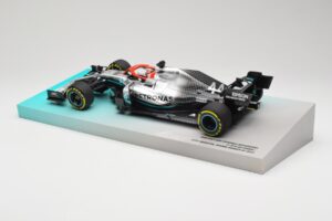 Mercedes AMG Petronas W10 EQ Power+ #44 L. Hamilton Monaco GP Winner 2019 Minichamps 1:18 113906644 Sveķi — attēls 5 no 7