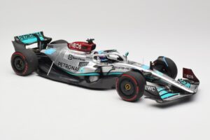 Mercedes AMG W13 E Performance Petronas #63 G. Russell Brazilian GP 1st Win 2022 Minichamps 1:18 110222163 Sveķi — attēls 4 no 7