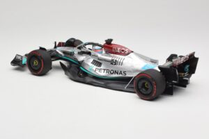Mercedes AMG W13 E Performance Petronas #63 G. Russell Brazilian GP 1st Win 2022 Minichamps 1:18 110222163 Sveķi — attēls 5 no 7