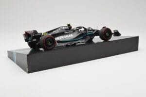 Mercedes AMG W14 E Performance Petronas #44 L. Hamilton Australian GP 2023 Minichamps 1:18 113230144 Sveķi — attēls 3 no 7