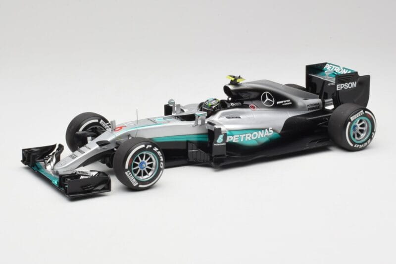 Mercedes AMG W07 #6 N. Rosberg Australia GP Winner 2016 Minichamps 1:18 110160006 Metāls