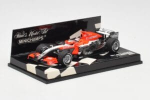 MF1 M16 Toyota #18 T. Monteiro F1 2006 Minichamps 1:43 400060018 Metāls — attēls 2 no 5