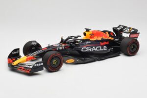 Oracle Red Bull Racing RB18 #1 M. Verstappen Winner Belgian GP 2022 Minichamps 1:18 110221401 Metāls
