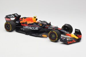Oracle Red Bull Racing RB18 #11 S. Perez Saudi Arabian GP 2022 Minichamps 1:18 110220011 Metāls — attēls 4 no 7