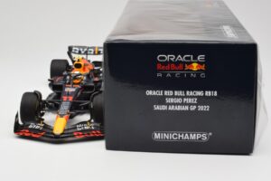 Oracle Red Bull Racing RB18 #11 S. Perez Saudi Arabian GP 2022 Minichamps 1:18 110220011 Metāls — attēls 6 no 7