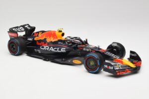 Oracle Red Bull Racing RB18 #11 S. Perez Monaco GP Winner Rain Tyre Version 2022 Minichamps 1:18 110222711 Metāls — attēls 4 no 7