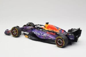 Oracle Red Bull Racing RB19 #33 M. Verstappen Las Vegas GP Winner 2023 Minichamps 1:18 110232201 Sveķi — attēls 5 no 7