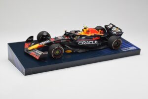 Red Bull Racing RB19 #11 S. Perez Winner Saudi Arabian GP 2023 Minichamps 1:18 113230111 Metāls — attēls 2 no 6
