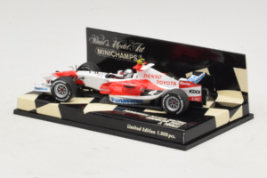 Toyota J. Trulli Panasonic Toyota Racing Showcar F1 2007 Minichamps 1:43 400070082 Metāls — attēls 3 no 5