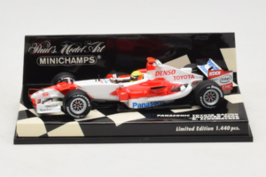 Toyota TF106 Panasonic #11 R. Schumacher Panasonic Toyota Racing Showcar 2006 Minichamps 1:43 400060077 Metāls
