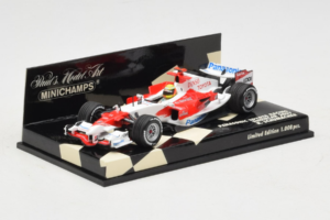 Toyota TF107 Panasonic #11 R. Schumacher Panasonic Toyota Racing Showcar 2007 Minichamps 1:43 400070081 Metāls — attēls 2 no 5