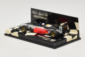 Toyota TF106 #12 J. Trulli Panasonic Toyota Racing F1 2006 Minichamps 1:43 400060008 Metāls — attēls 3 no 5