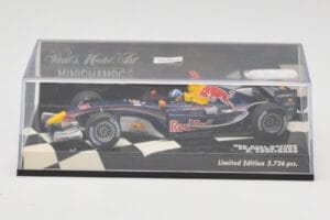 Red Bull Racing D. Coulthard Showcar 2005 Minichamps 1:43 400050084 Metāls — attēls 5 no 5