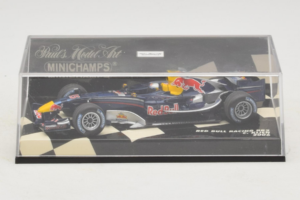 Red Bull RB2 Ferrari #14 C. Klien Red Bull Racing 2006 Minichamps 1:43 400060015 Metāls — attēls 4 no 5