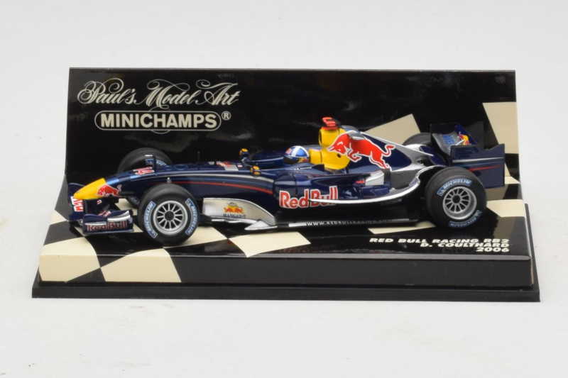 Red Bull Racing RB2 #14 D. Coulthard F1 2006 Minichamps 1:43 400060014 Metāls