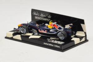 Red Bull Racing RB2 R. Doornbos Test Driver F1 2006 Minichamps 1:43 400060037 Metāls — attēls 3 no 5