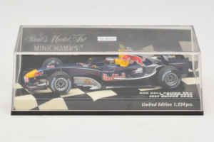 Red Bull Racing RB2 R. Doornbos Test Driver F1 2006 Minichamps 1:43 400060037 Metāls — attēls 5 no 5